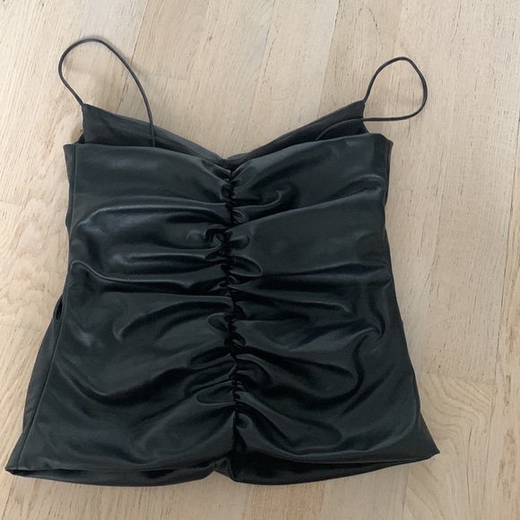 Vegan leather top - Picture 3 of 6